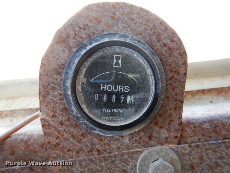 image for item DJ0811 1982 Euclid 304LD  haul truck