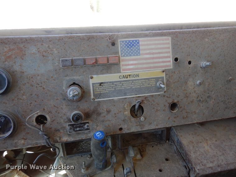 image for item DJ0811 1982 Euclid 304LD  haul truck