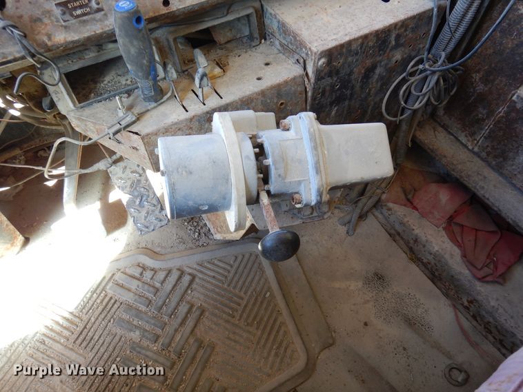 image for item DJ0811 1982 Euclid 304LD  haul truck