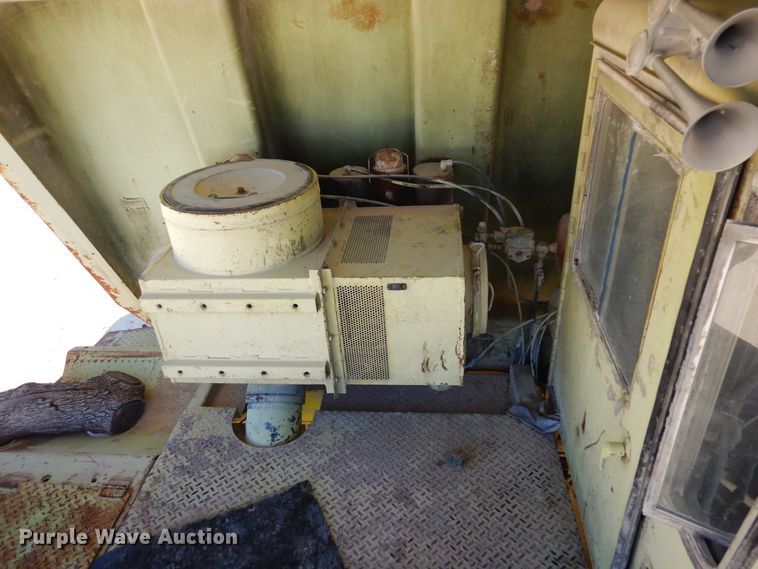 image for item DJ0811 1982 Euclid 304LD  haul truck