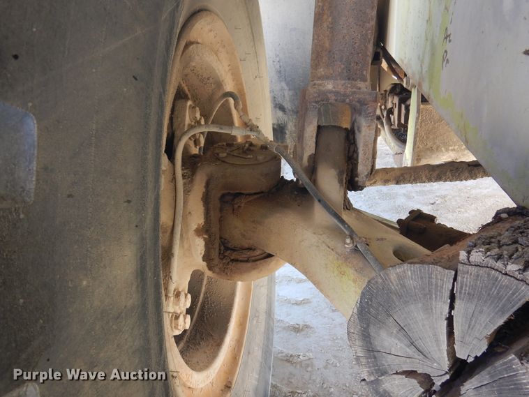 image for item DJ0811 1982 Euclid 304LD  haul truck