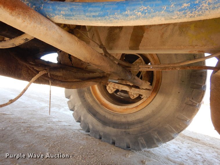 image for item DJ0811 1982 Euclid 304LD  haul truck