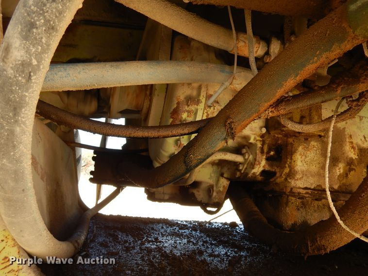 image for item DJ0811 1982 Euclid 304LD  haul truck