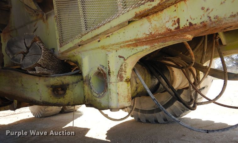 image for item DJ0811 1982 Euclid 304LD  haul truck