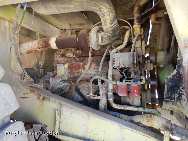 image for item DJ0811 1982 Euclid 304LD  haul truck