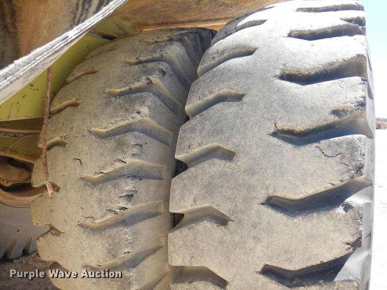 image for item DJ0811 1982 Euclid 304LD  haul truck