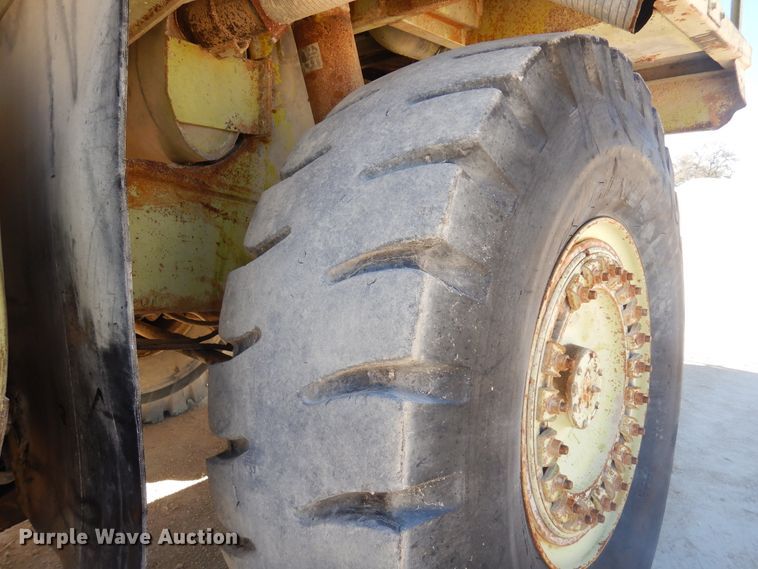 image for item DJ0811 1982 Euclid 304LD  haul truck