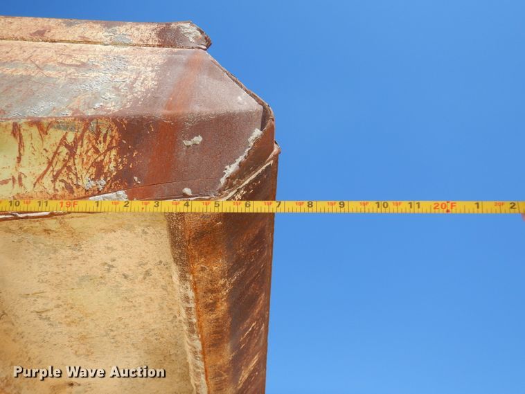 image for item DJ0812 1978 Euclid 302LD  haul truck