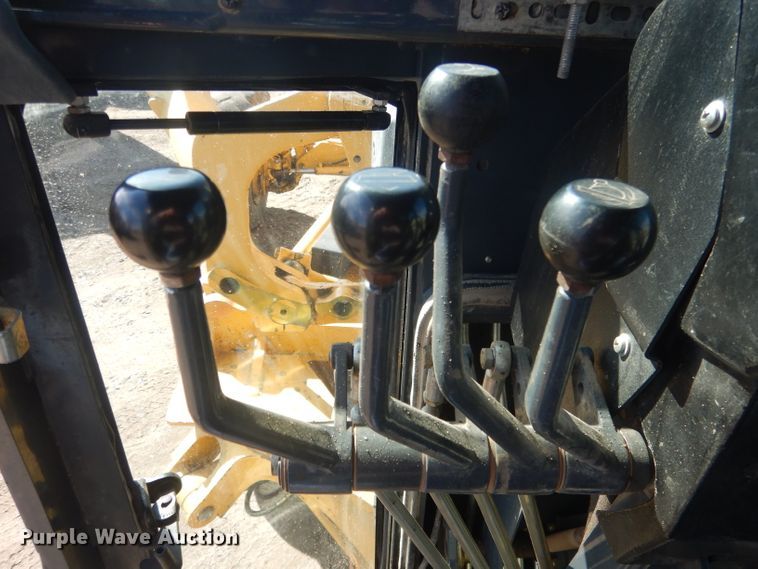 image for item DJ1277 2004 John Deere 772CH Series II  motor grader