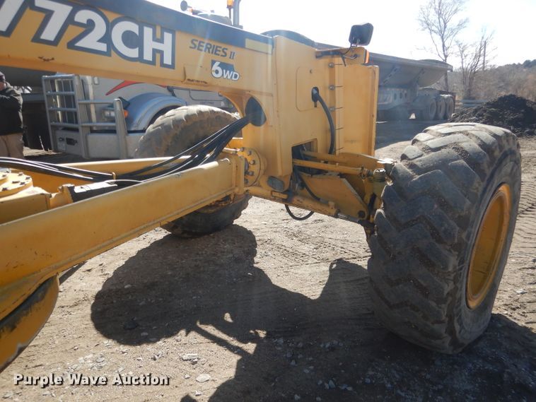 image for item DJ1277 2004 John Deere 772CH Series II  motor grader