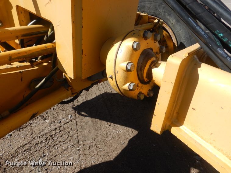 image for item DJ1277 2004 John Deere 772CH Series II  motor grader