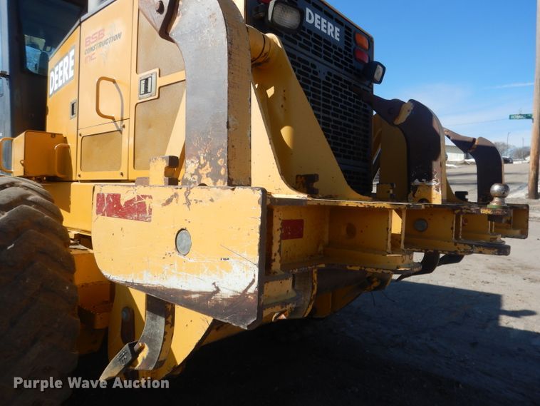 image for item DJ1277 2004 John Deere 772CH Series II  motor grader