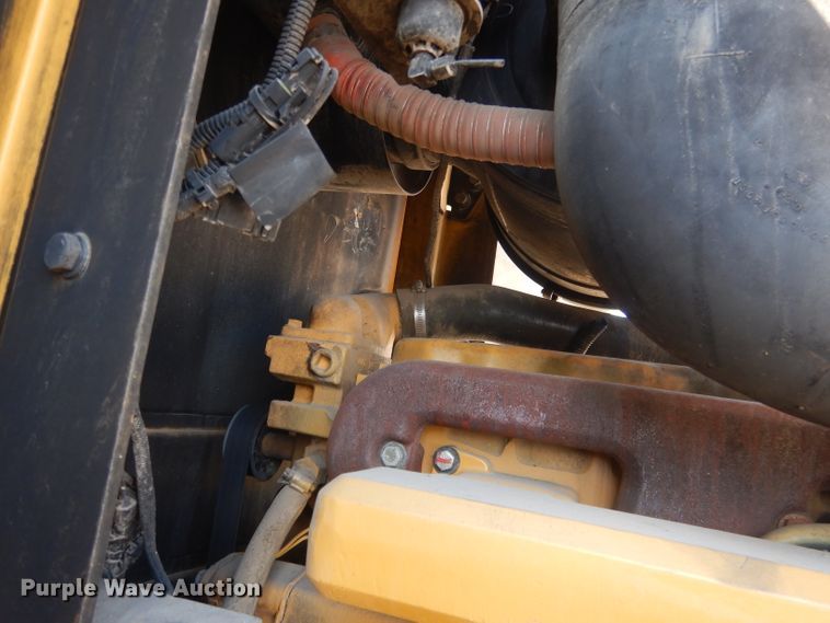 image for item DJ1277 2004 John Deere 772CH Series II  motor grader