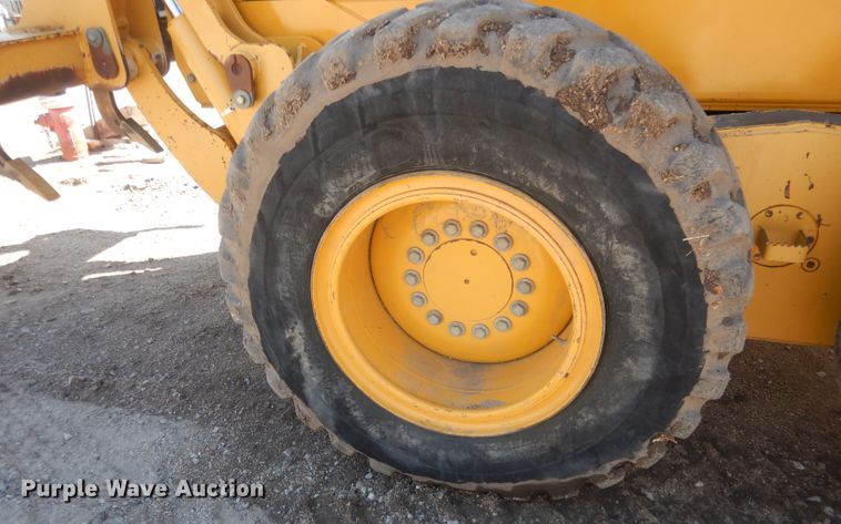 image for item DJ1277 2004 John Deere 772CH Series II  motor grader