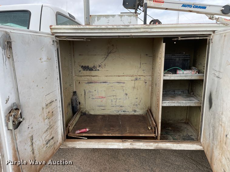 image for item DJ5025 2006 Ford F450 Super Duty XL  utility / service truck