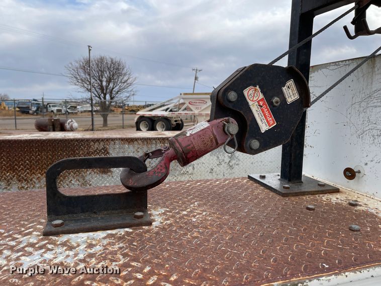 image for item DJ5025 2006 Ford F450 Super Duty XL  utility / service truck