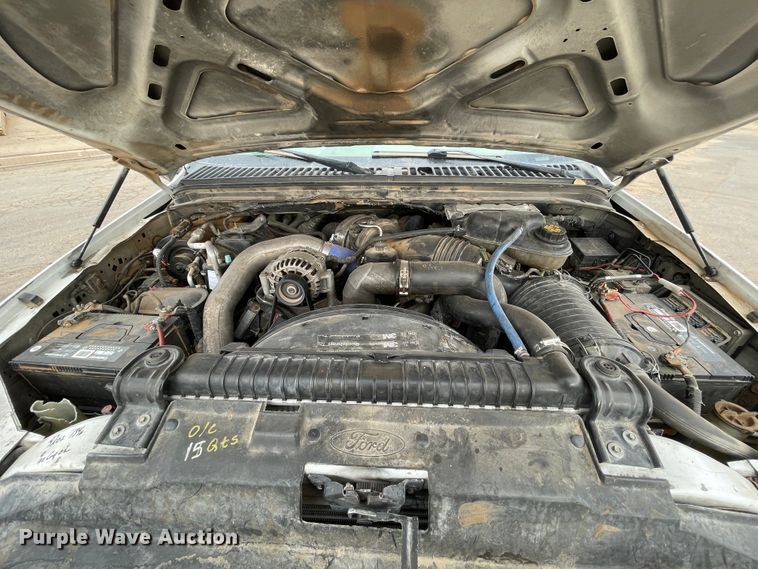 image for item DJ5025 2006 Ford F450 Super Duty XL  utility / service truck