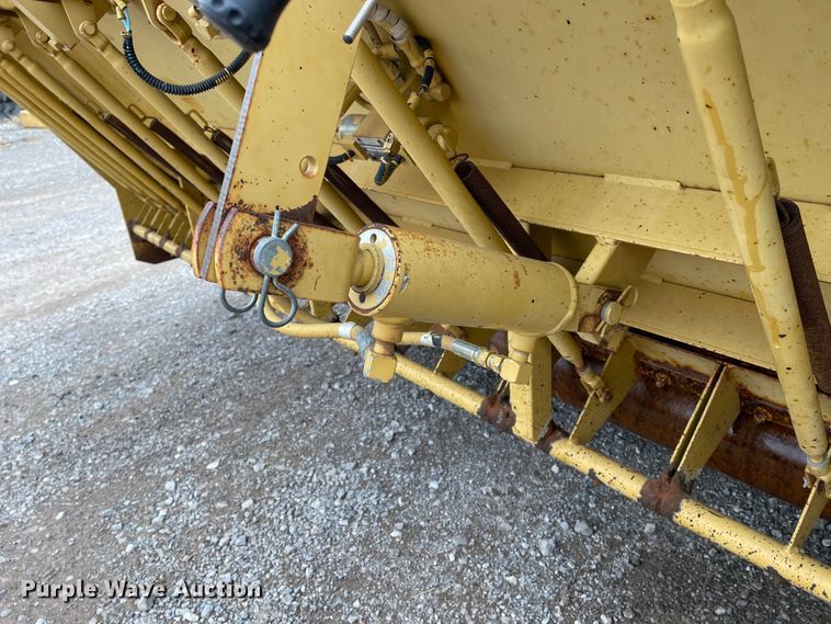 image for item DJ5060 2001 Rosco SPRHH  chip spreader