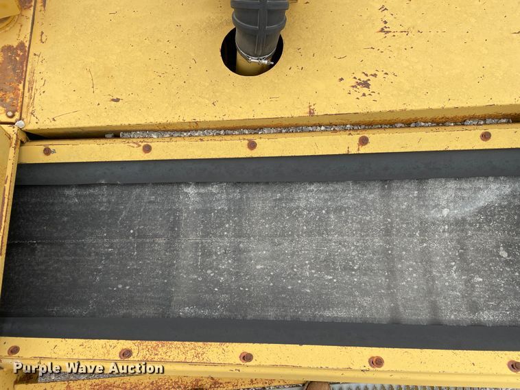 image for item DJ5060 2001 Rosco SPRHH  chip spreader