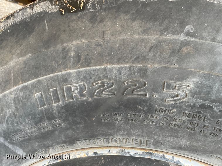 image for item DJ5060 2001 Rosco SPRHH  chip spreader