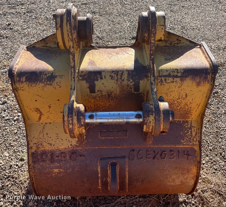 image for item DJ5070 Caterpillar 30" W excavator bucket