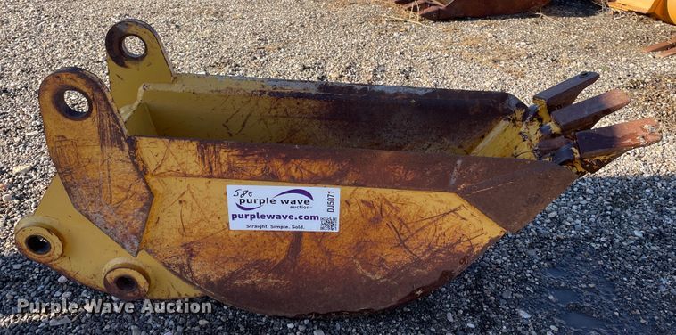 image for item DJ5071 Case 12" W backhoe bucket