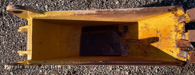 image for item DJ5071 Case 12" W backhoe bucket