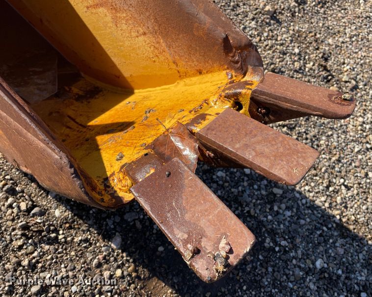 image for item DJ5071 Case 12" W backhoe bucket