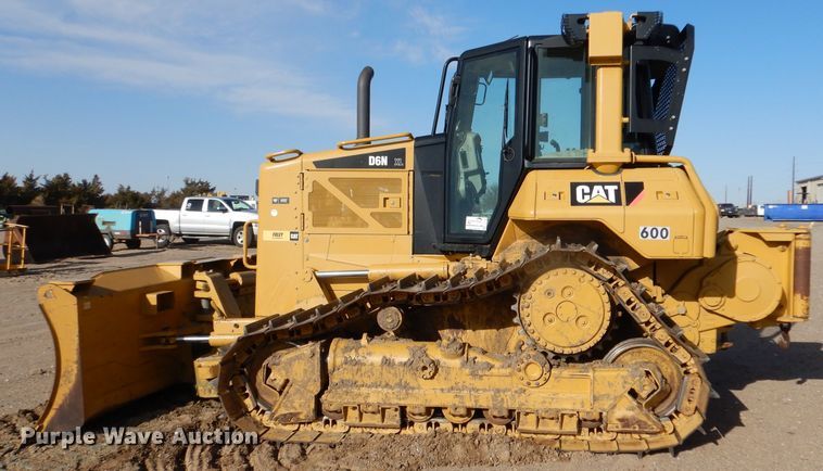 image for item DJ7592 2012 Caterpillar D6N XL  dozer