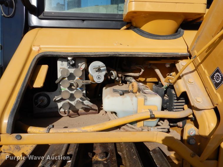 image for item DJ7592 2012 Caterpillar D6N XL  dozer