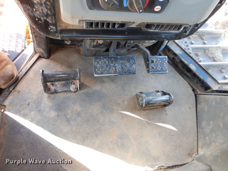 image for item DJ7592 2012 Caterpillar D6N XL  dozer