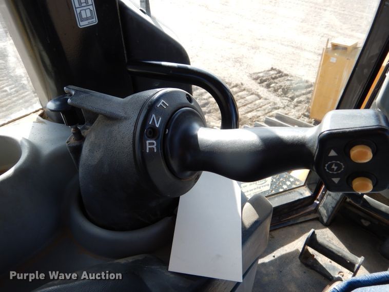 image for item DJ7592 2012 Caterpillar D6N XL  dozer