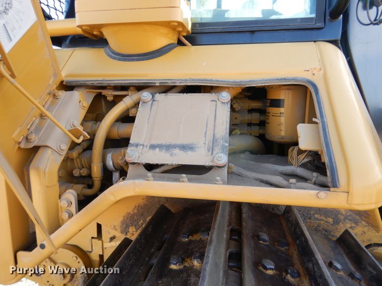 image for item DJ7592 2012 Caterpillar D6N XL  dozer