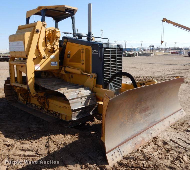 image for item DJ7593 2006 John Deere 700J LGP  pipelayer