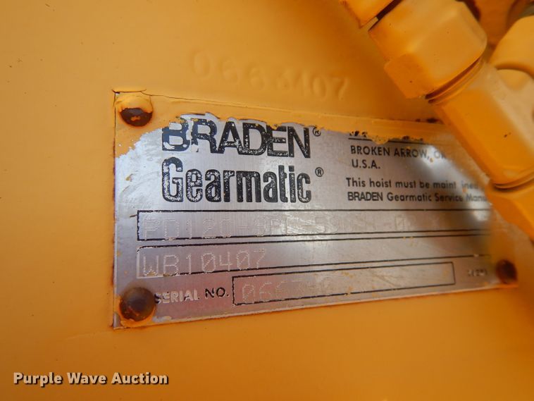 image for item DJ7593 2006 John Deere 700J LGP  pipelayer