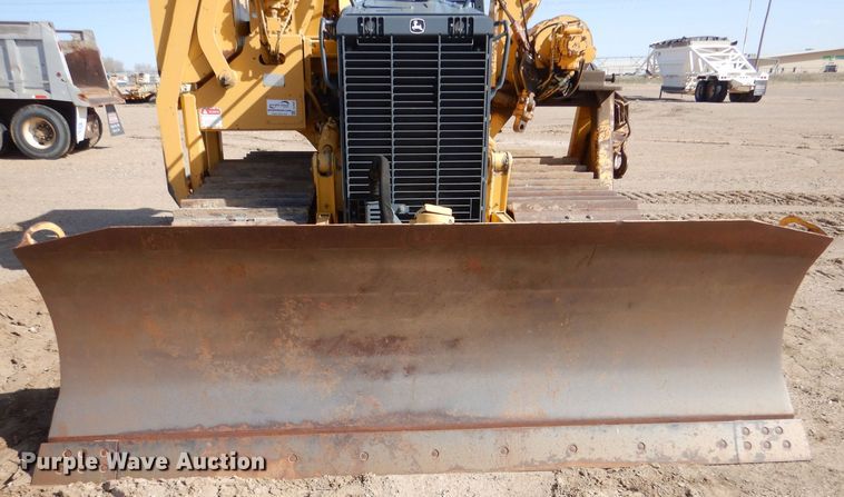 image for item DJ7593 2006 John Deere 700J LGP  pipelayer