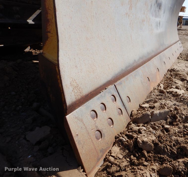 image for item DJ7593 2006 John Deere 700J LGP  pipelayer