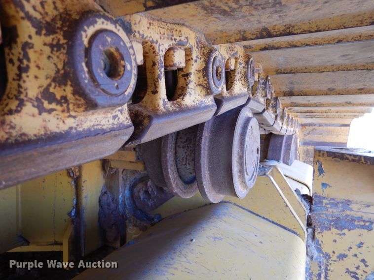 image for item DJ7593 2006 John Deere 700J LGP  pipelayer