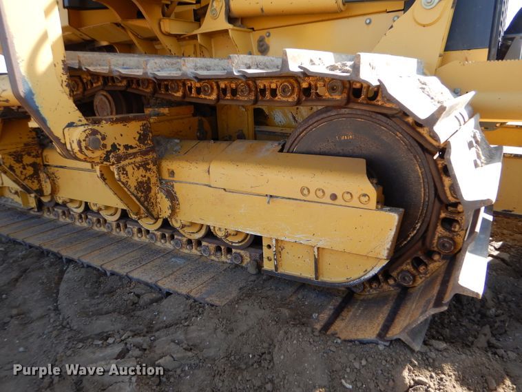 image for item DJ7593 2006 John Deere 700J LGP  pipelayer