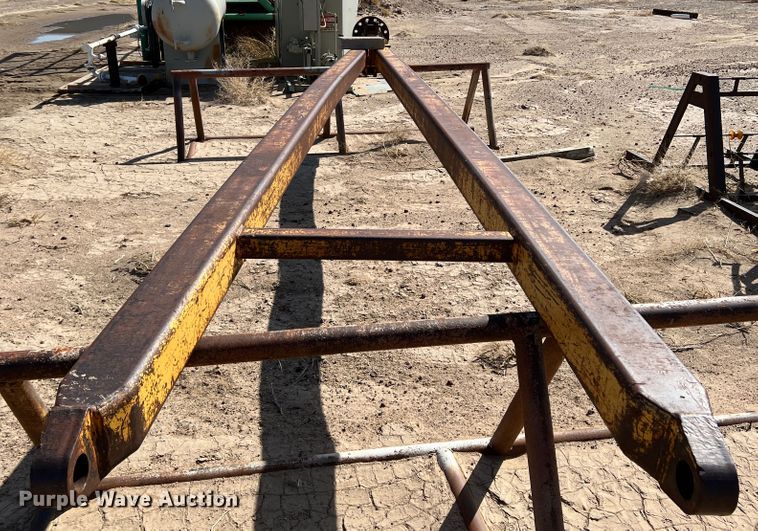 image for item DJ7593 2006 John Deere 700J LGP  pipelayer