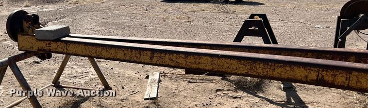 image for item DJ7593 2006 John Deere 700J LGP  pipelayer