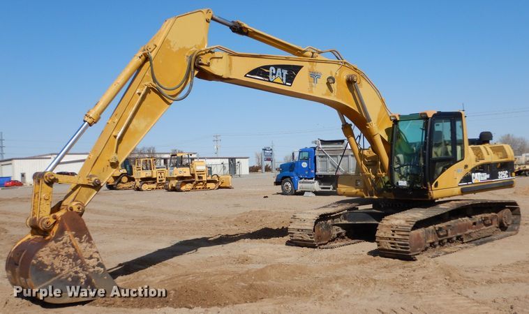 image for item DJ7594 2005 Caterpillar 325CL  excavator