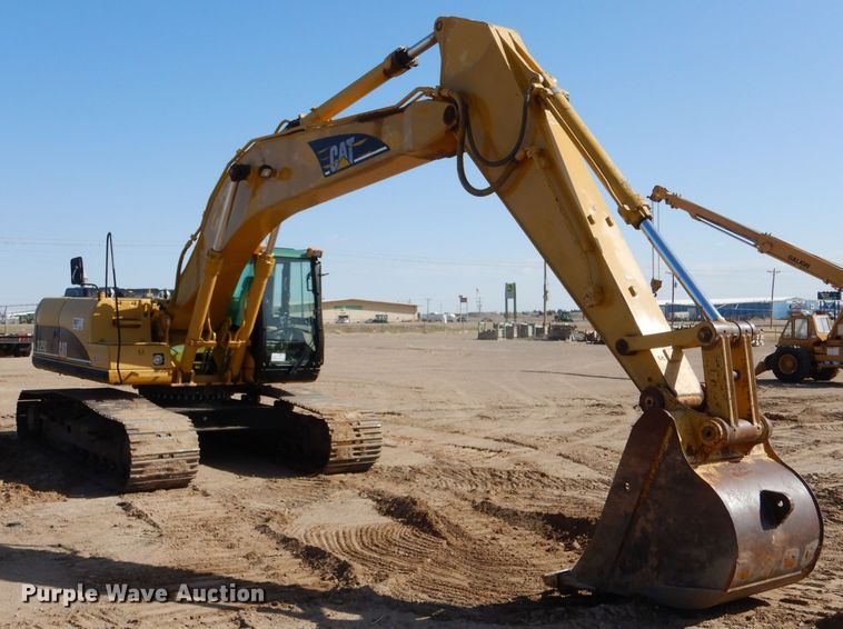 image for item DJ7594 2005 Caterpillar 325CL  excavator