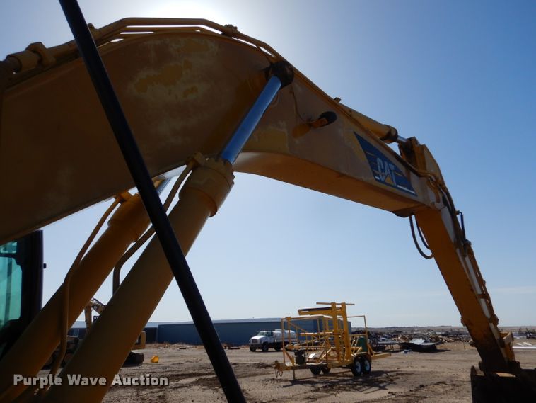 image for item DJ7594 2005 Caterpillar 325CL  excavator