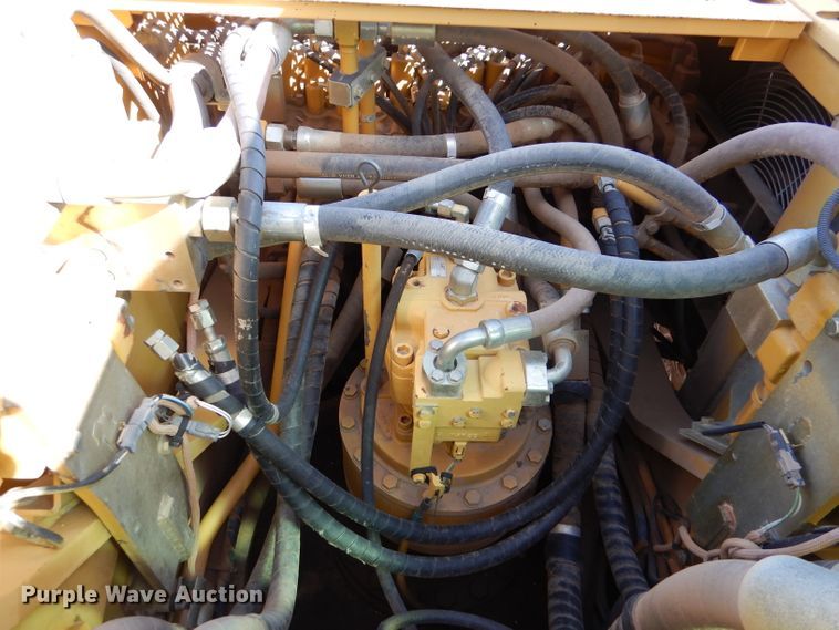 image for item DJ7594 2005 Caterpillar 325CL  excavator