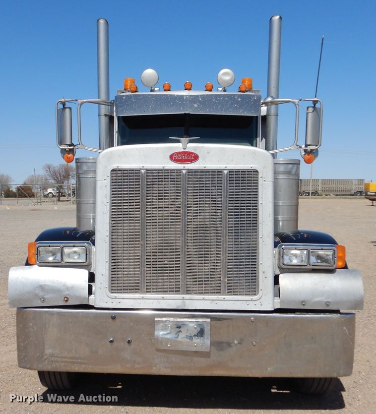 image for item DJ7595 2006 Peterbilt 379  semi truck