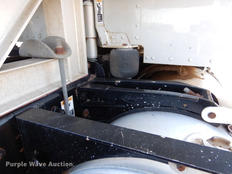 image for item DJ7595 2006 Peterbilt 379  semi truck