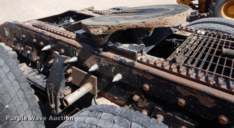 image for item DJ7595 2006 Peterbilt 379  semi truck