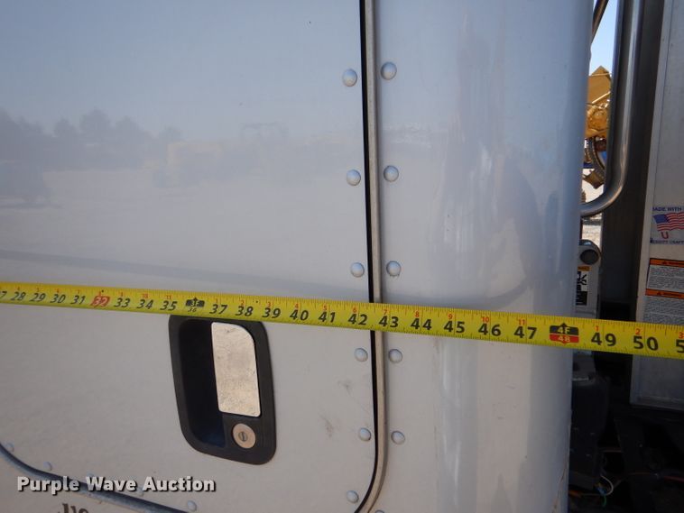 image for item DJ7595 2006 Peterbilt 379  semi truck