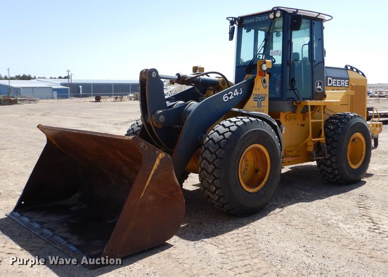 image for item DJ7597 2007 John Deere 624J  wheel loader